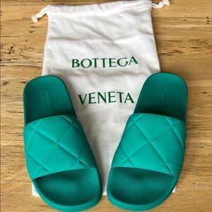 Bottega Veneta Green Quilted Pool Slides